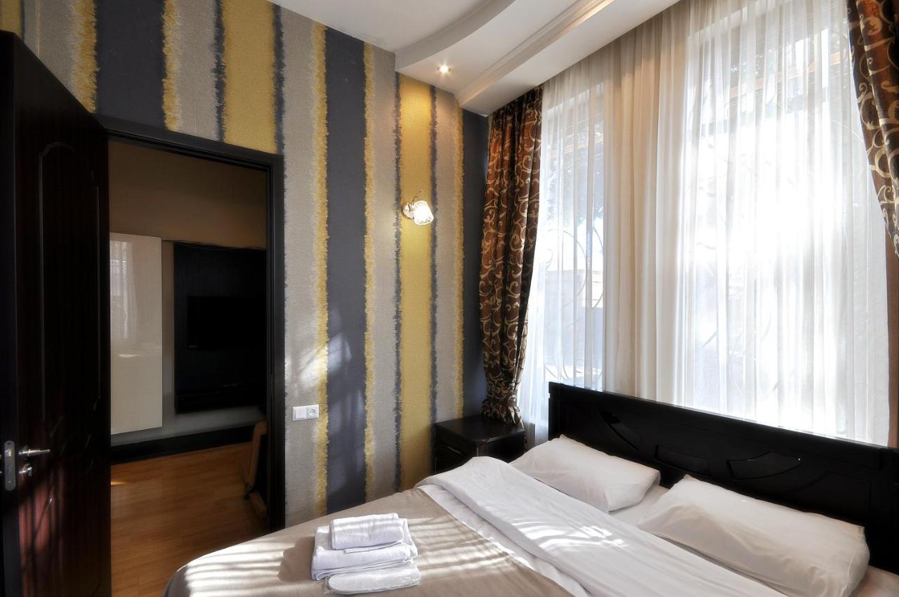 Hotel Majestic Tbilisi Exterior photo